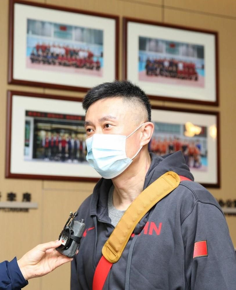 王霜与热刺女足的合约将持续到2026年，她将身披77号球衣为热刺女足一队效力。